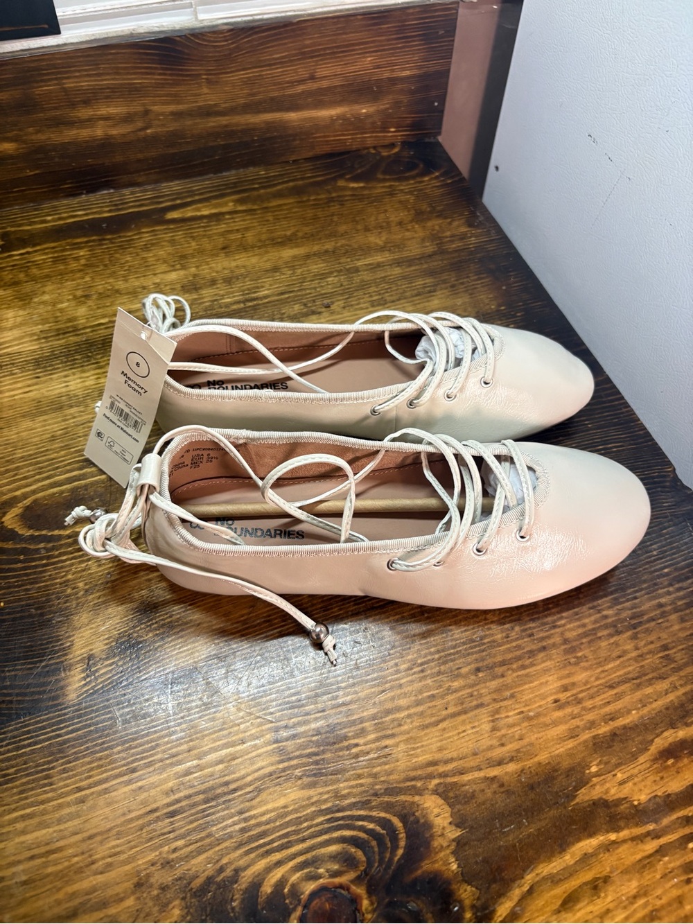 Time and tru tan lace up flats size 8